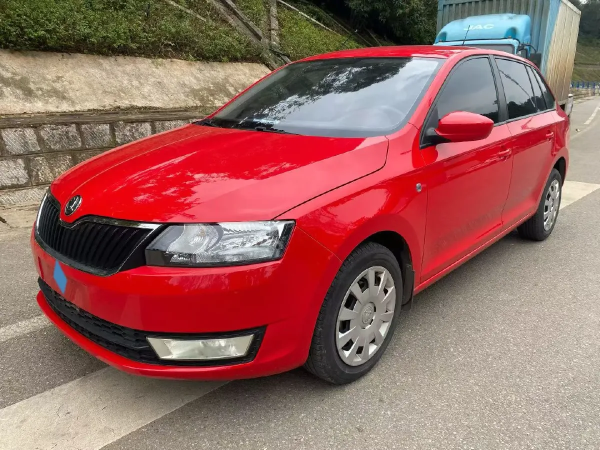 2016 Skoda Rapid Spaceback 1.4L 90HP L4 5MT,autocango,china used car exporter,china ev exporter,chinese used car exporter,chinese used ev exporter