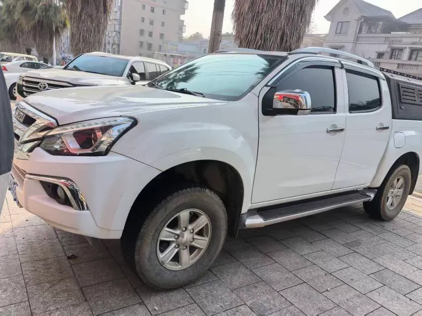 2019 Isuzu D-MAX 3.0T 177HP L4 6AT,autocango,china used car exporter,china ev exporter,chinese used car exporter,chinese used ev exporter