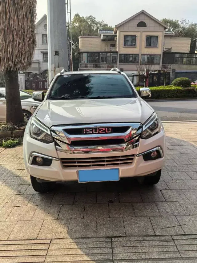 2019 Isuzu D-MAX 3.0T 177HP L4 6AT,autocango,china used car exporter,china ev exporter,chinese used car exporter,chinese used ev exporter