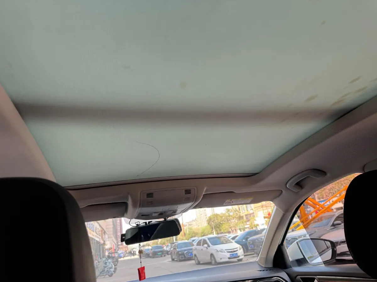 2020 Volkswagen T-Roc 1.4T 150HP L4 7DCT,autocango,china used car exporter,china ev exporter,chinese used car exporter,chinese used ev exporter