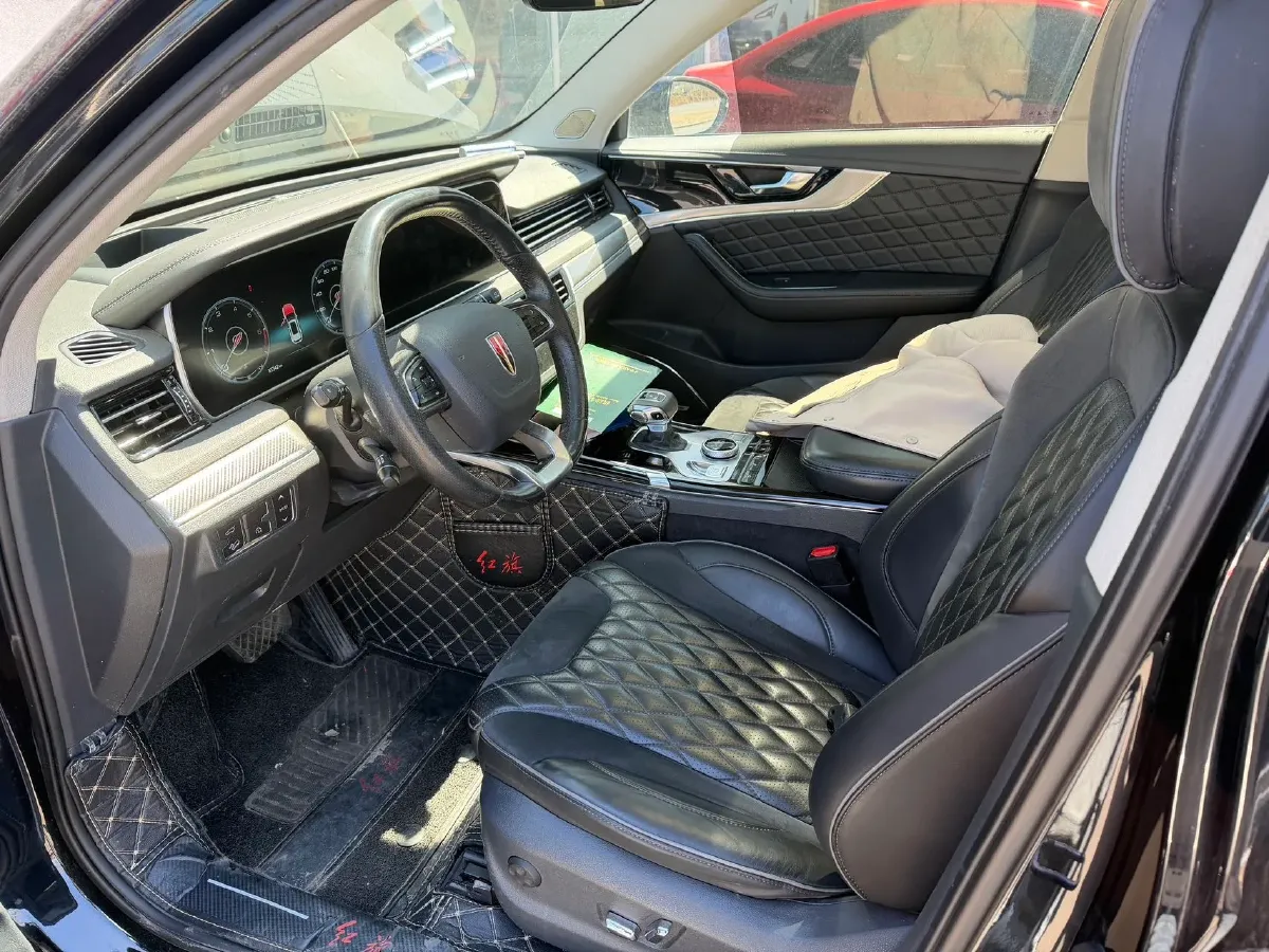 2019 HongQi HS5 2.0T 224HP L4 6AT,autocango,china used car exporter,china ev exporter,chinese used car exporter,chinese used ev exporter