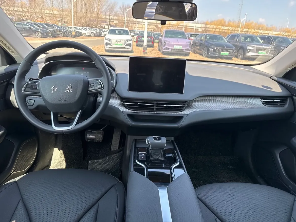 2024 HongQi E-QM5 BEV 60KWH,autocango,china used car exporter,china ev exporter,chinese used car exporter,chinese used ev exporter