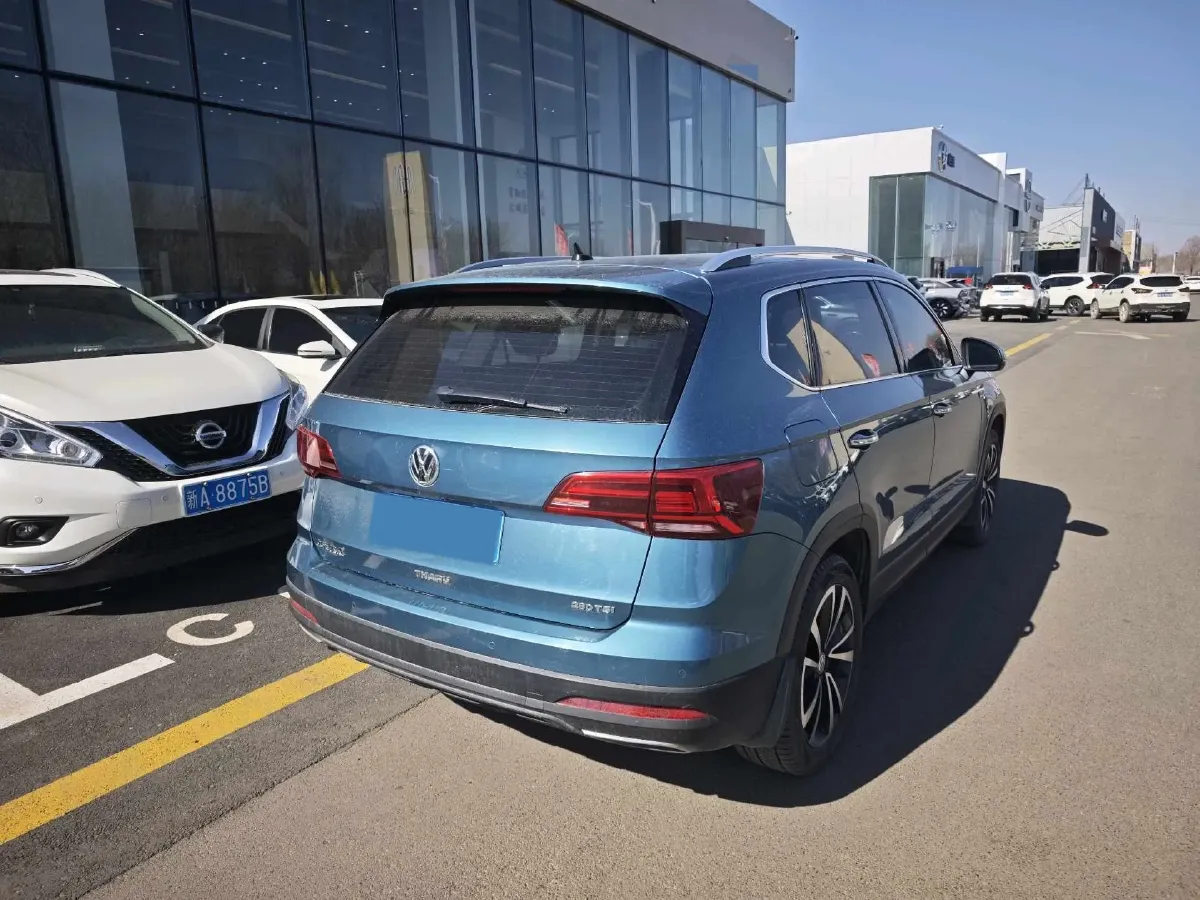 2019 MINI MINI 1.5T 102HP L3 7DCT,autocango,china used car exporter,china ev exporter,chinese used car exporter,chinese used ev exporter