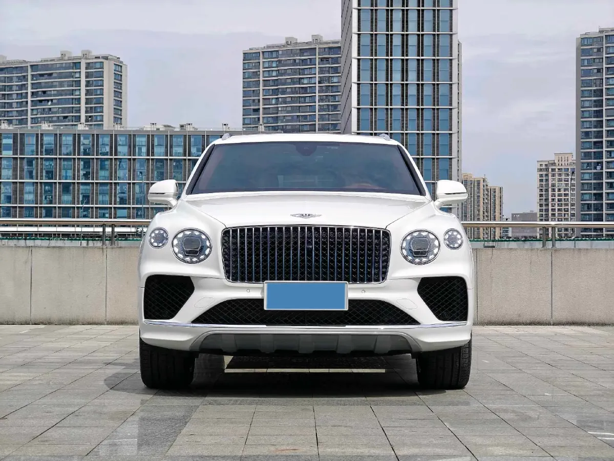 2024 Bentley Bentayga 4.0T 550HP V8 8AT,autocango,china used car exporter,china ev exporter,chinese used car exporter,chinese used ev exporter
