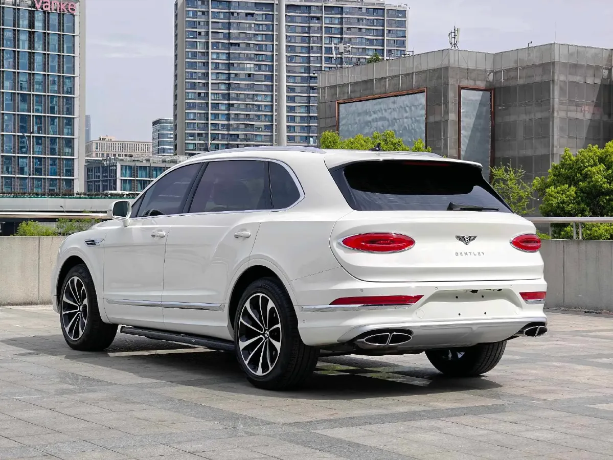 2024 Bentley Bentayga 4.0T 550HP V8 8AT,autocango,china used car exporter,china ev exporter,chinese used car exporter,chinese used ev exporter