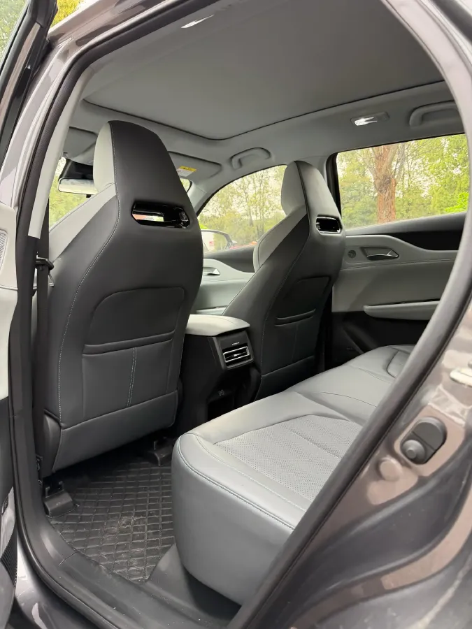 2025 ChangAn UNI-Z 1.5T 188HP L4 7DCT,autocango,china used car exporter,china ev exporter,chinese used car exporter,chinese used ev exporter