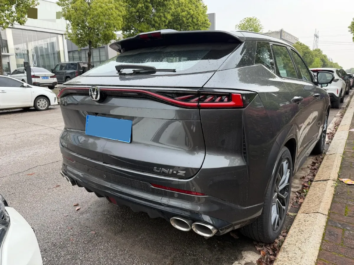 2025 ChangAn UNI-Z 1.5T 188HP L4 7DCT,autocango,china used car exporter,china ev exporter,chinese used car exporter,chinese used ev exporter