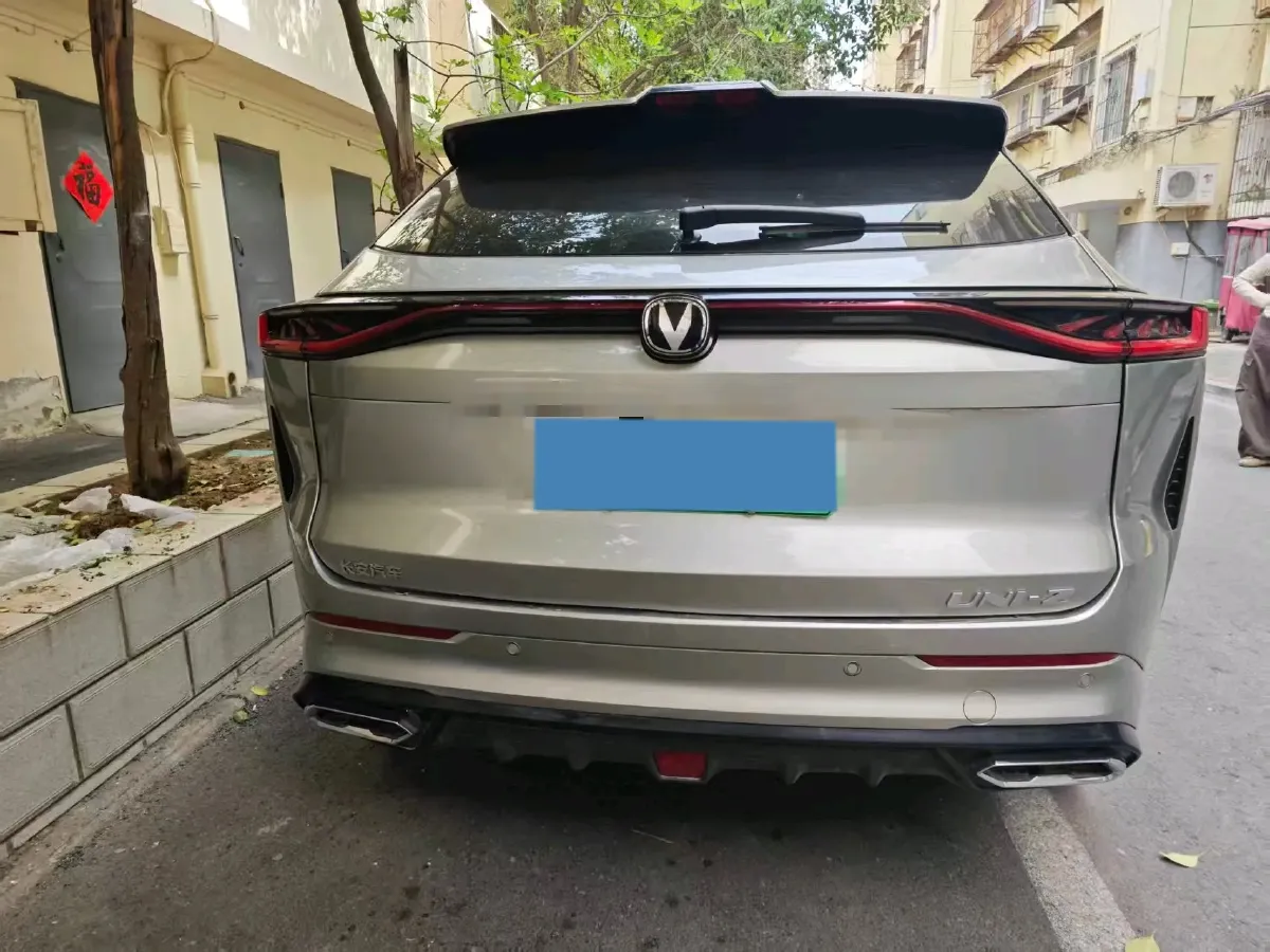 2024 ChangAn UNI-Z 1.5L 98HP L4 E-CVT PHEV 18.4KWH,autocango,china used car exporter,china ev exporter,chinese used car exporter,chinese used ev exporter