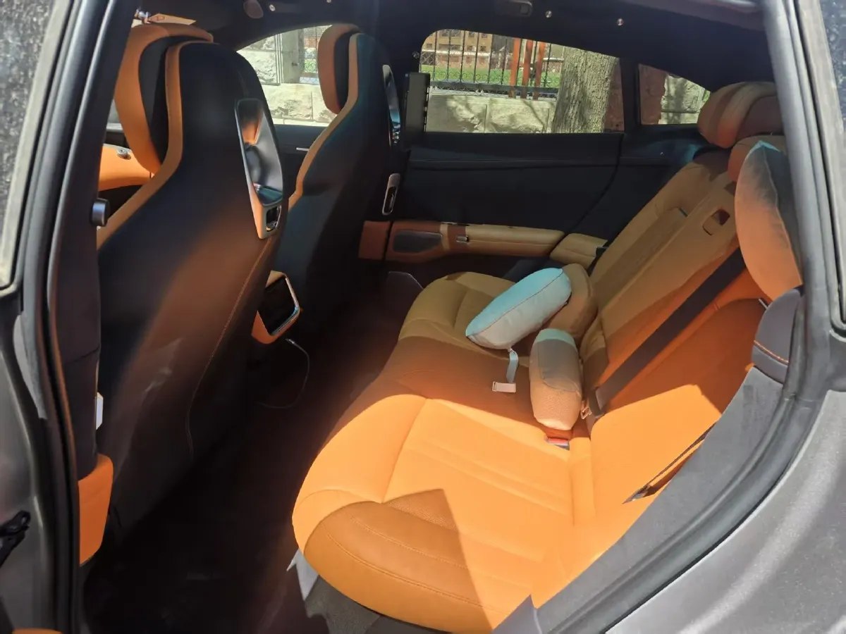 2025 MI YU7 BEV 101.7KWH,autocango,china used car exporter,china ev exporter,chinese used car exporter,chinese used ev exporter