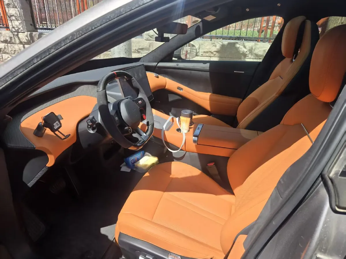 2025 MI YU7 BEV 101.7KWH,autocango,china used car exporter,china ev exporter,chinese used car exporter,chinese used ev exporter