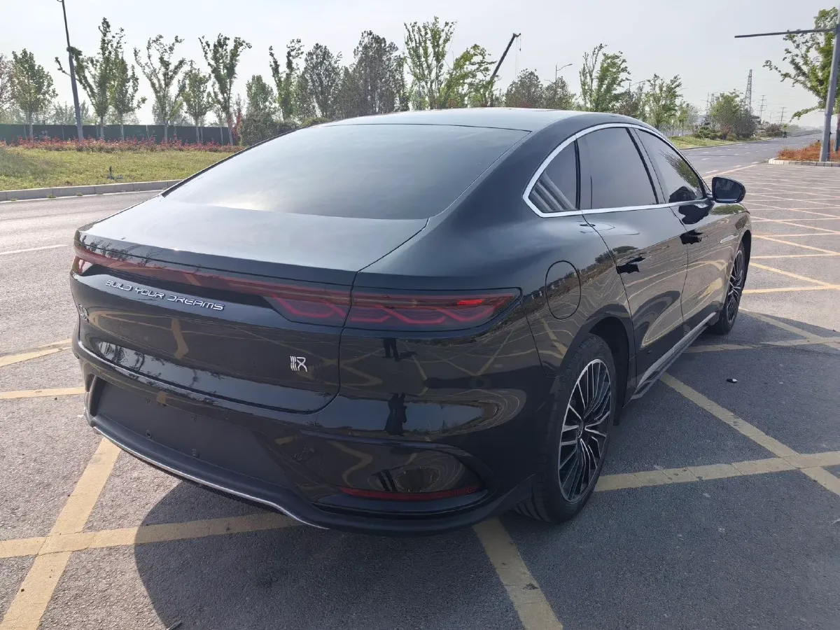 2022 Volkswagen Tiguan L 2.0T 186HP L4 7DCT,autocango,china used car exporter,china ev exporter,chinese used car exporter,chinese used ev exporter