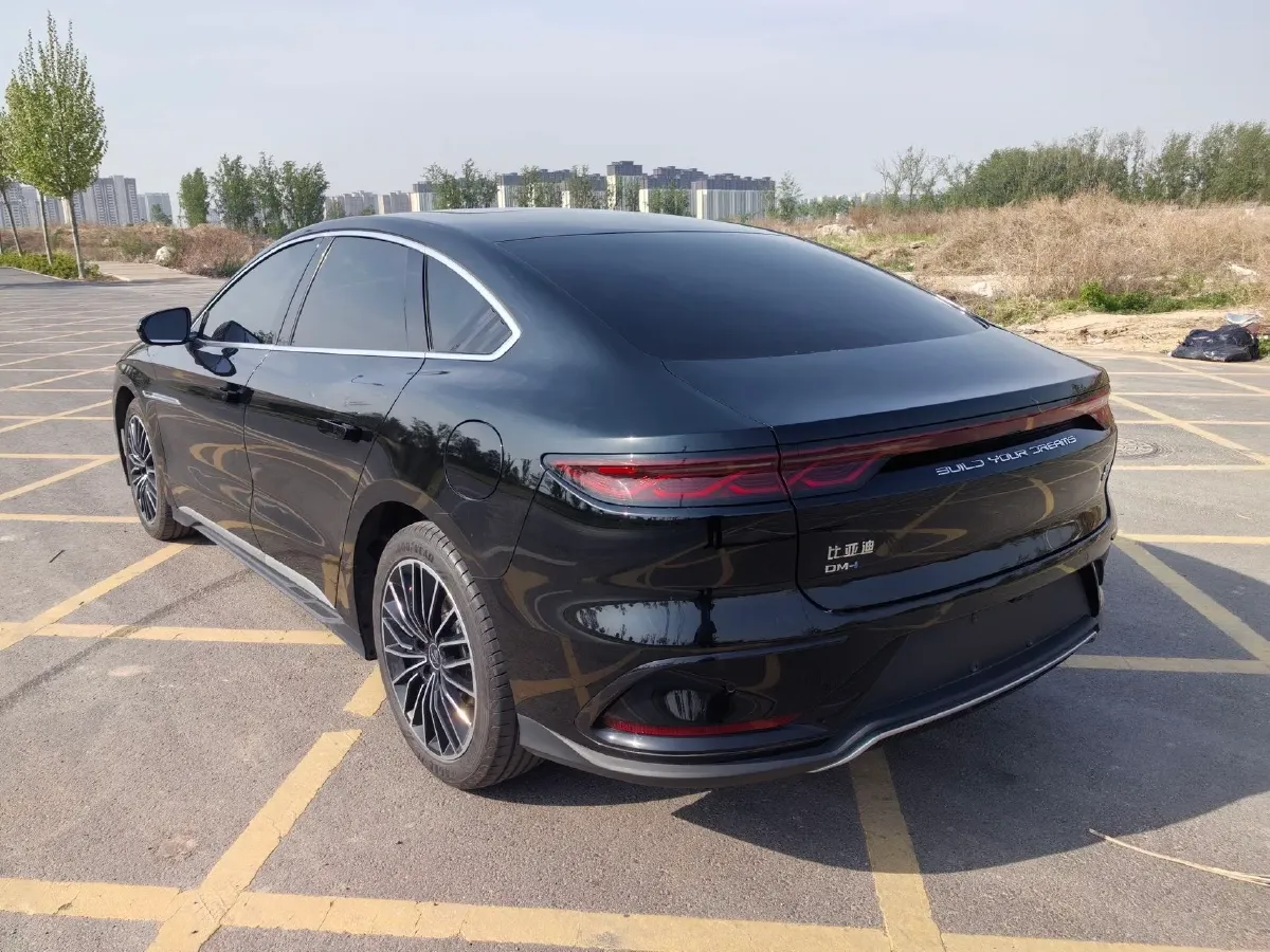 2022 Volkswagen Tiguan L 2.0T 186HP L4 7DCT,autocango,china used car exporter,china ev exporter,chinese used car exporter,chinese used ev exporter