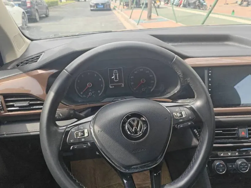 2020 Volkswagen Tharu 1.4T 150HP L4 7DCT,autocango,china used car exporter,china ev exporter,chinese used car exporter,chinese used ev exporter