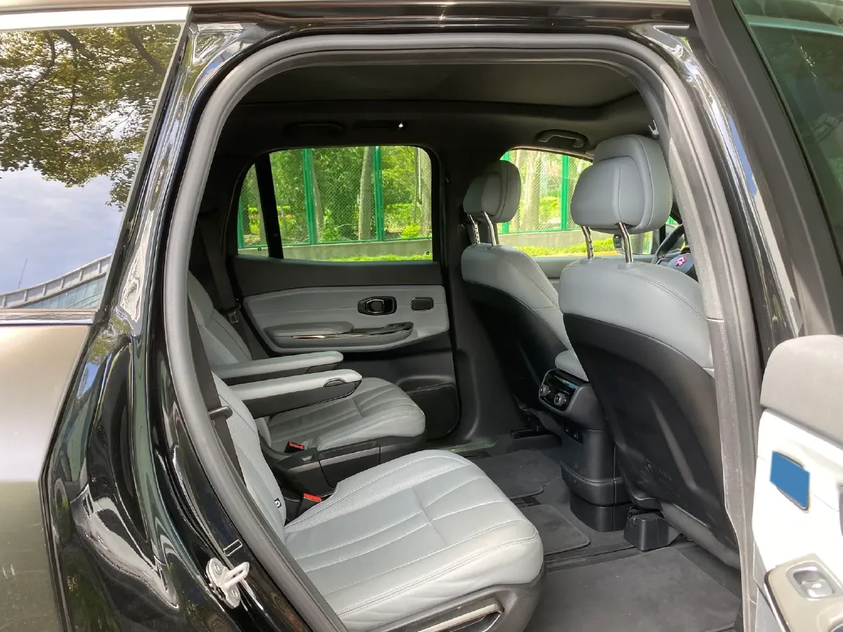 2020 NIO ES8 BEV 100KWH,autocango,china used car exporter,china ev exporter,chinese used car exporter,chinese used ev exporter