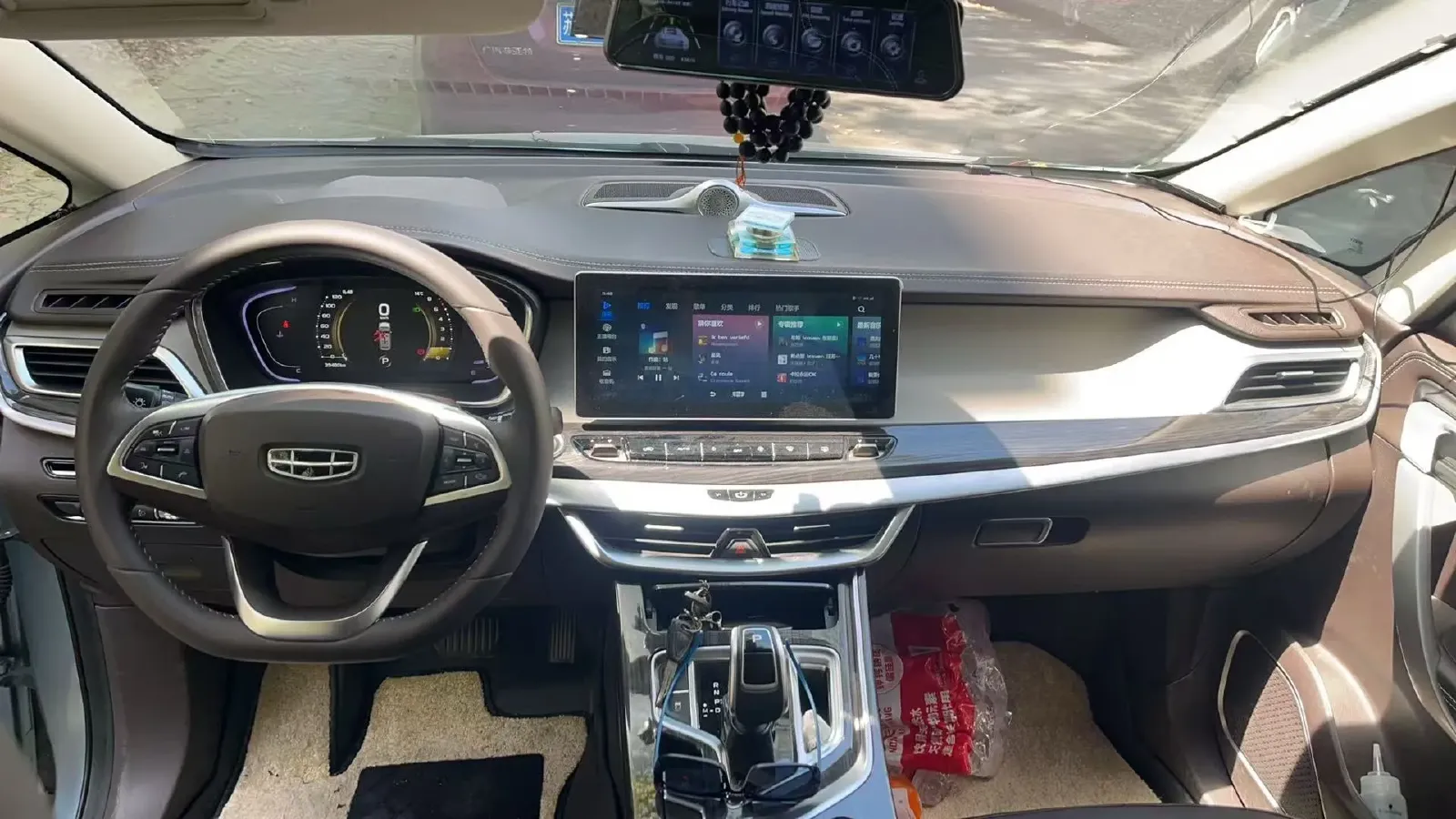 2021 Geely JiaJi 1.8T 184HP L4 7DCT,autocango,china used car exporter,china ev exporter,chinese used car exporter,chinese used ev exporter