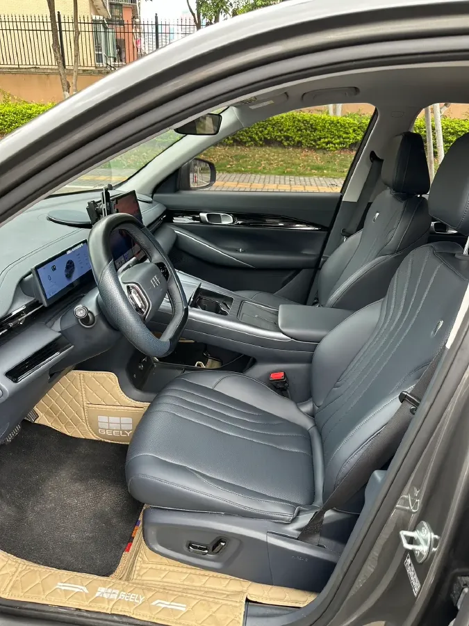 2024 LanDian E5 1.5L 110HP L4 E-CVT PHEV 17.52KWH,autocango,china used car exporter,china ev exporter,chinese used car exporter,chinese used ev exporter