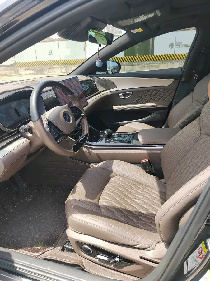 2024 BYD Han BEV 60.48KWH,autocango,china used car exporter,china ev exporter,chinese used car exporter,chinese used ev exporter