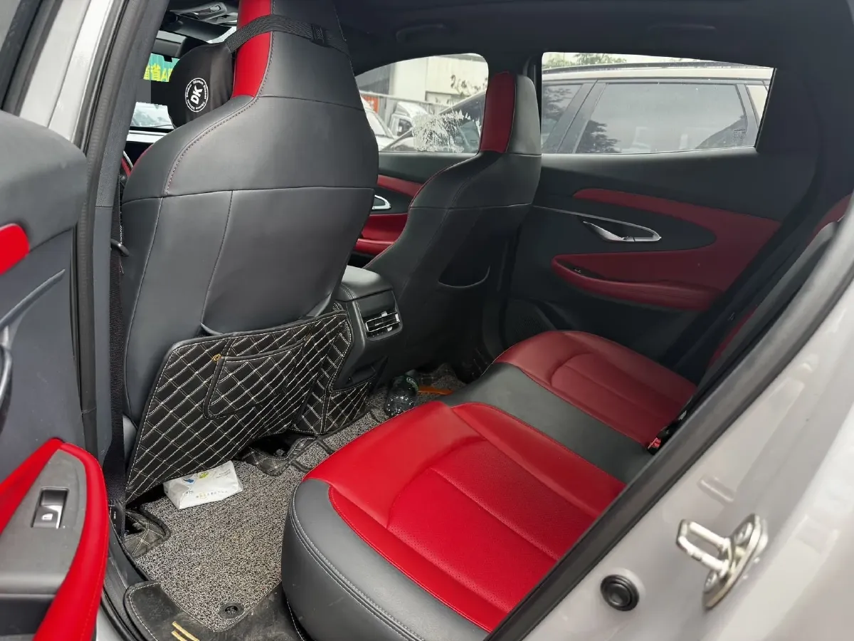 2020 ChangAn UNI-T 1.5T 180HP L4 7DCT,autocango,china used car exporter,china ev exporter,chinese used car exporter,chinese used ev exporter