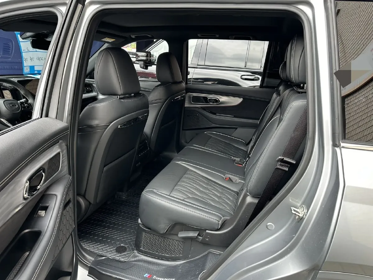 2022 GAC Trumpchi GS8 2.0T 190HP L4 E-CVT Hybrid,autocango,china used car exporter,china ev exporter,chinese used car exporter,chinese used ev exporter