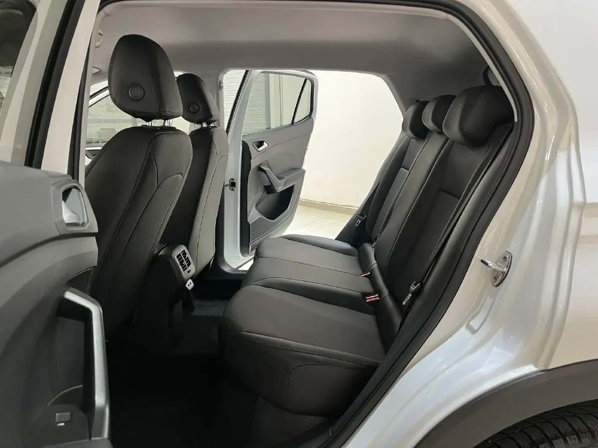 2021 Volkswagen Tacqua 1.5L 113HP L4 6AT,autocango,china used car exporter,china ev exporter,chinese used car exporter,chinese used ev exporter