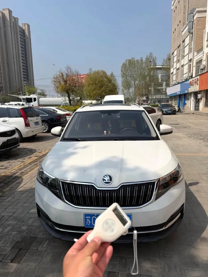 2020 Skoda Kamiq 1.2T 116HP L4 7DCT,autocango,china used car exporter,china ev exporter,chinese used car exporter,chinese used ev exporter