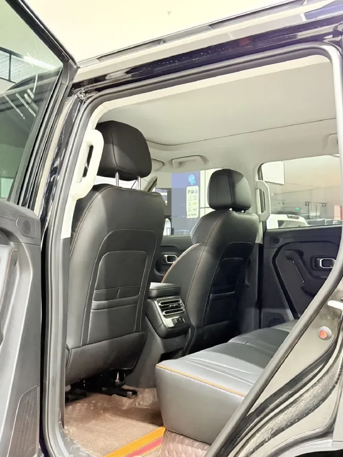 2025 Jetour DASHING 1.5T 184HP L4 7DCT,autocango,china used car exporter,china ev exporter,chinese used car exporter,chinese used ev exporter