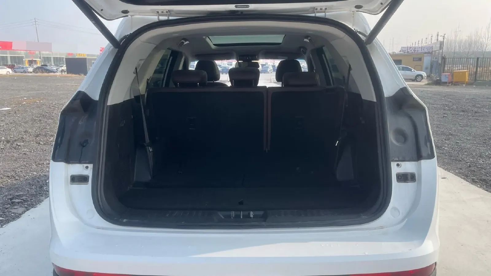 2024 Jetour X90 Plus 1.6T 197HP L4 7DCT,autocango,china used car exporter,china ev exporter,chinese used car exporter,chinese used ev exporter