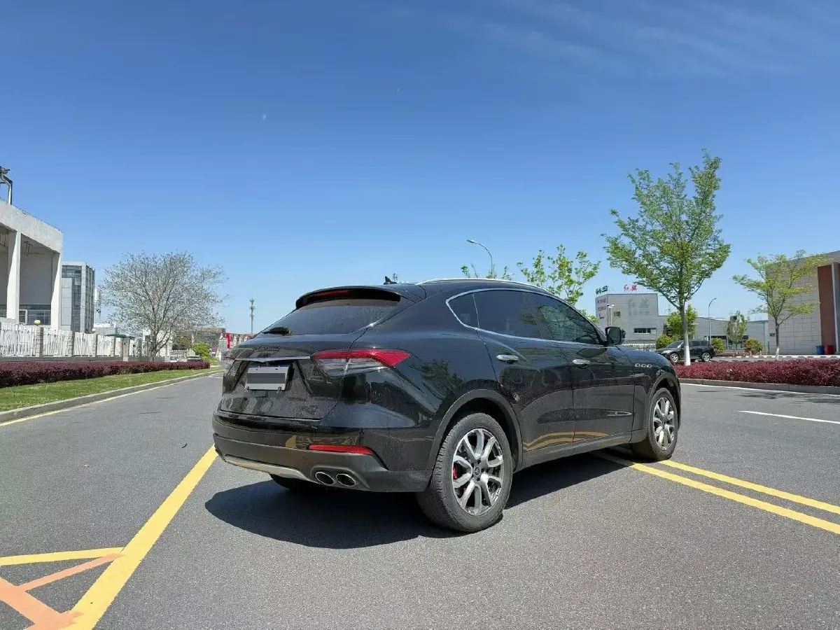 2021 Maserati Levante 3.0T 350HP V6 8AT,autocango,china used car exporter,china ev exporter,chinese used car exporter,chinese used ev exporter