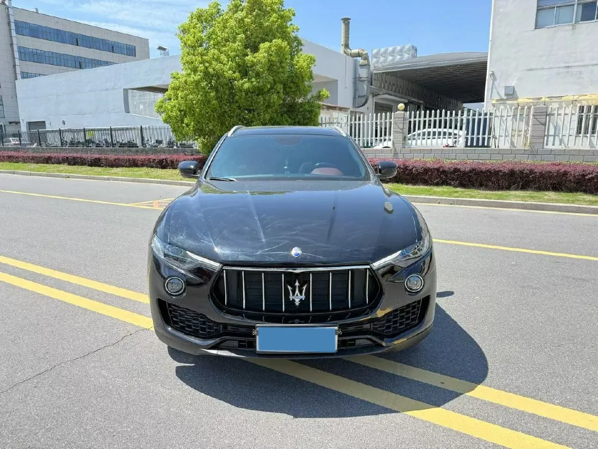 2021 Maserati Levante 3.0T 350HP V6 8AT,autocango,china used car exporter,china ev exporter,chinese used car exporter,chinese used ev exporter