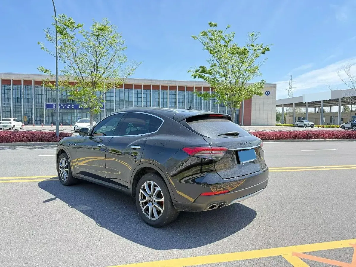 2021 Maserati Levante 3.0T 350HP V6 8AT,autocango,china used car exporter,china ev exporter,chinese used car exporter,chinese used ev exporter
