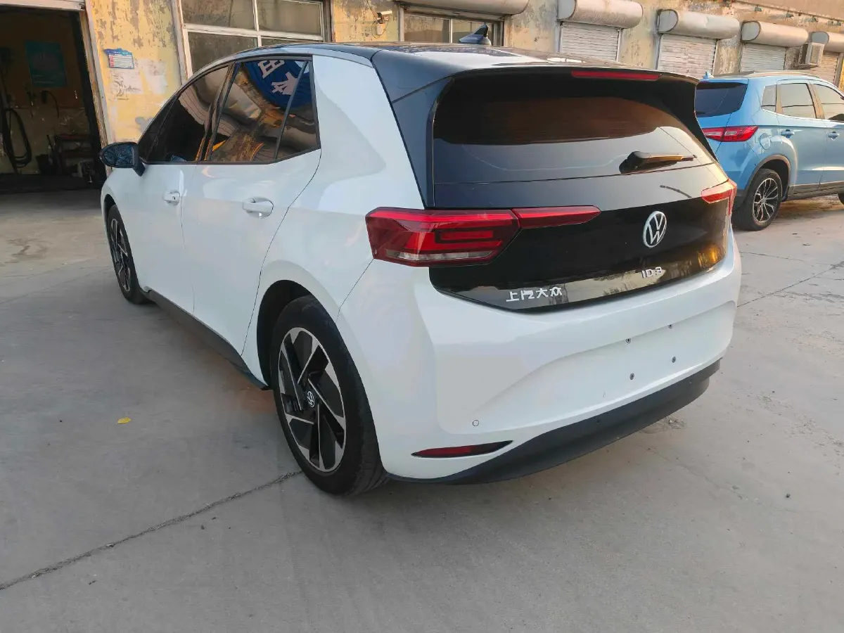 2023 Volkswagen ID.3 BEV 52.8KWH,autocango,china used car exporter,china ev exporter,chinese used car exporter,chinese used ev exporter