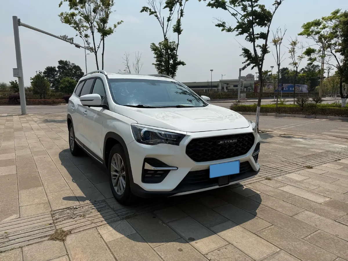 2021 Jetour X90 Plus 1.5T 156HP L4 6MT,autocango,china used car exporter,china ev exporter,chinese used car exporter,chinese used ev exporter
