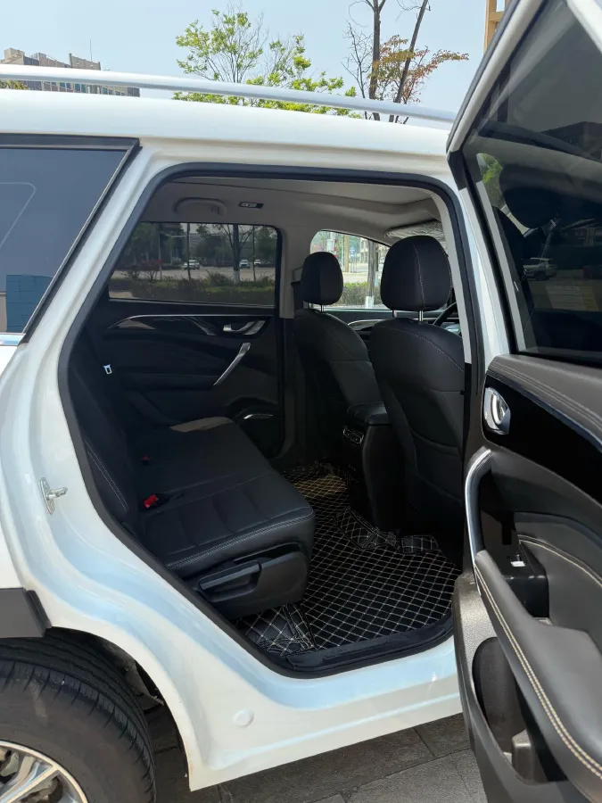 2021 Jetour X90 Plus 1.5T 156HP L4 6MT,autocango,china used car exporter,china ev exporter,chinese used car exporter,chinese used ev exporter