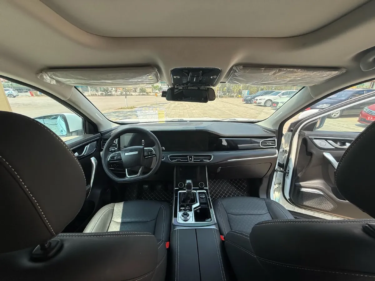 2021 Jetour X90 Plus 1.5T 156HP L4 6MT,autocango,china used car exporter,china ev exporter,chinese used car exporter,chinese used ev exporter