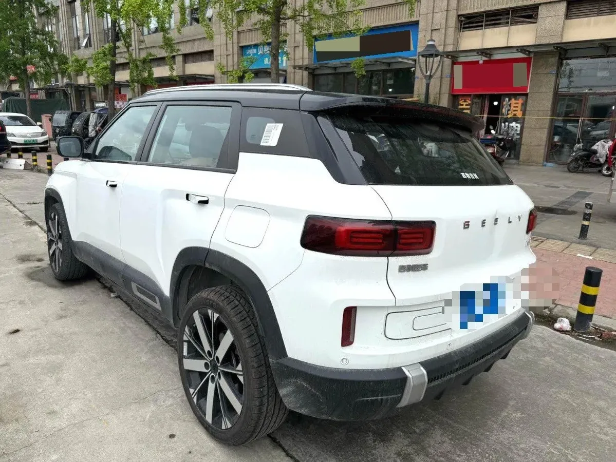 2023 Geely ICON 1.5T 181HP L4 7DCT,autocango,china used car exporter,china ev exporter,chinese used car exporter,chinese used ev exporter
