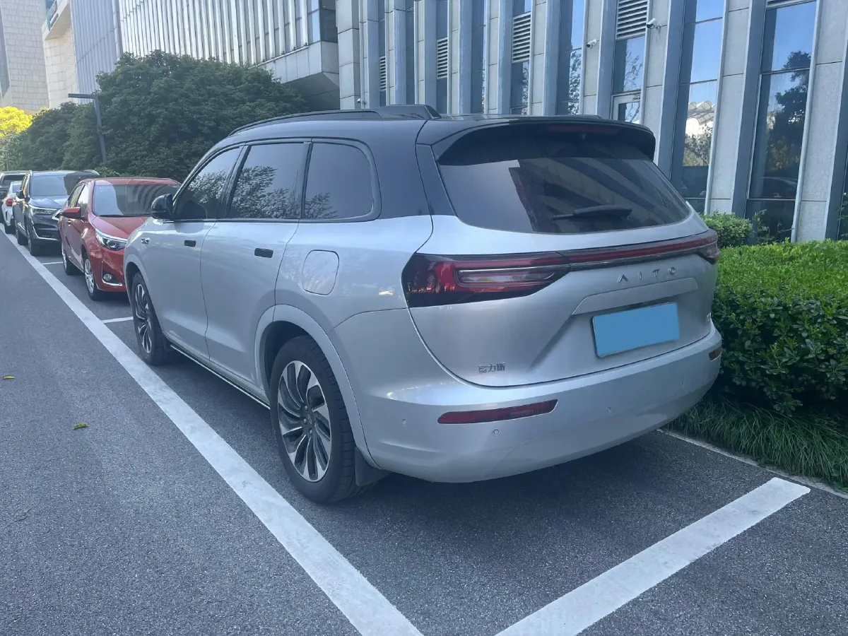 2024 AITO AITO M7 1.5T 152HP L4 REEV 40KWH,autocango,china used car exporter,china ev exporter,chinese used car exporter,chinese used ev exporter