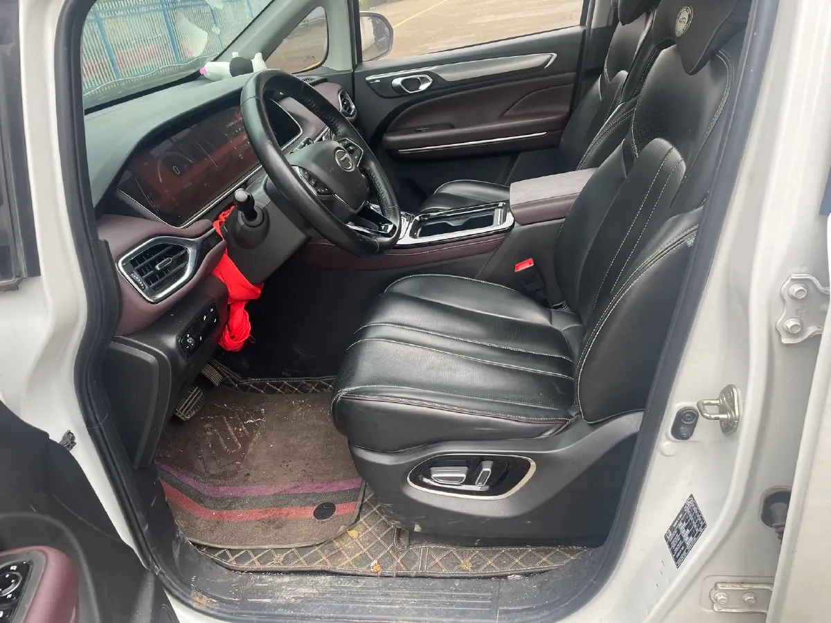 2023 GAC Trumpchi M6 1.5T 177HP L4 7DCT,autocango,china used car exporter,china ev exporter,chinese used car exporter,chinese used ev exporter