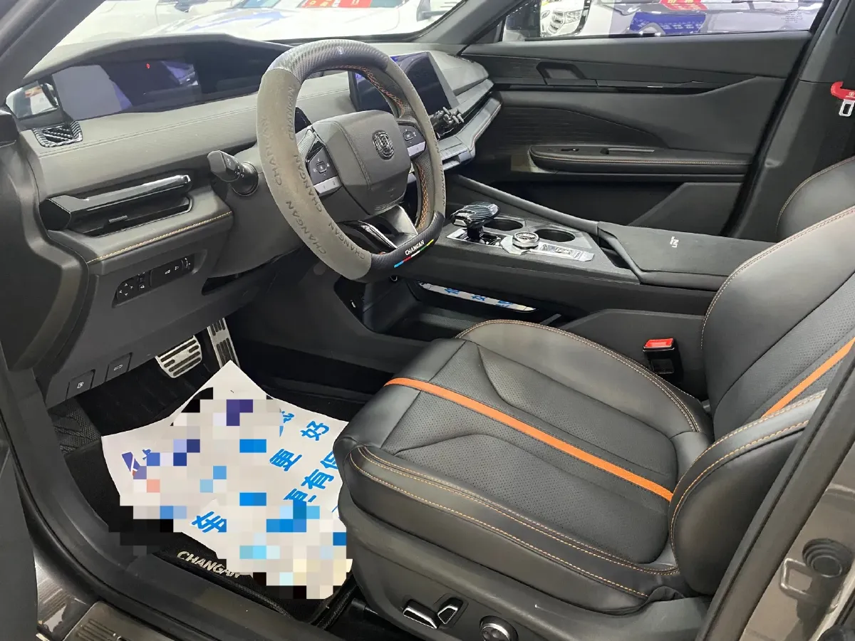 2024 ChangAn UNI-V 1.5T 188HP L4 7DCT,autocango,china used car exporter,china ev exporter,chinese used car exporter,chinese used ev exporter