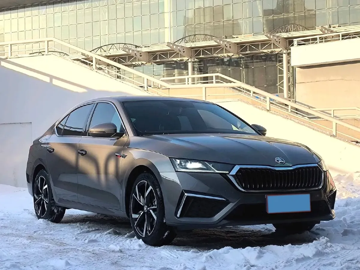 2021 Skoda Octavia 1.4T 150HP L4 7DCT,autocango,china used car exporter,china ev exporter,chinese used car exporter,chinese used ev exporter