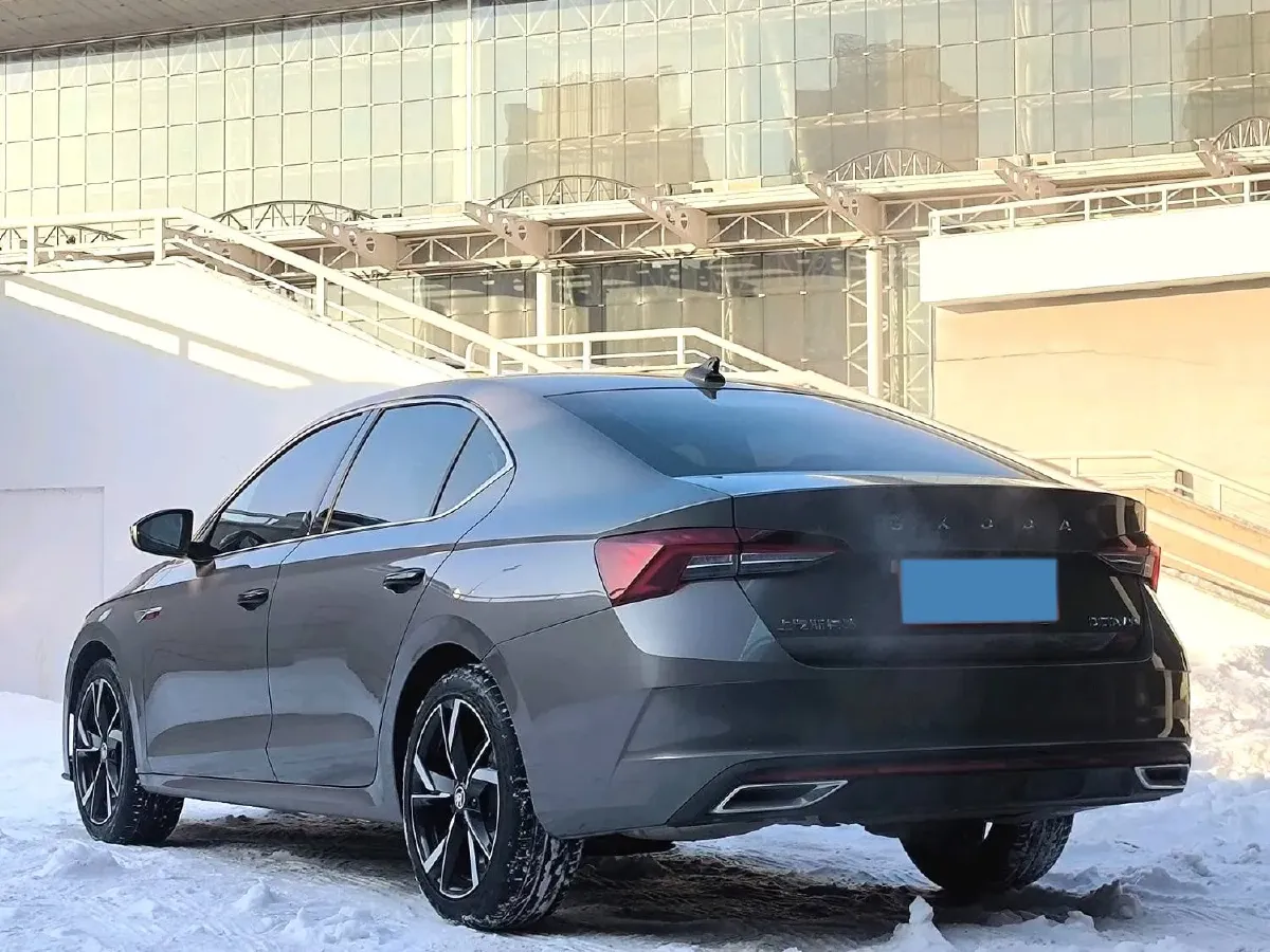 2021 Skoda Octavia 1.4T 150HP L4 7DCT,autocango,china used car exporter,china ev exporter,chinese used car exporter,chinese used ev exporter