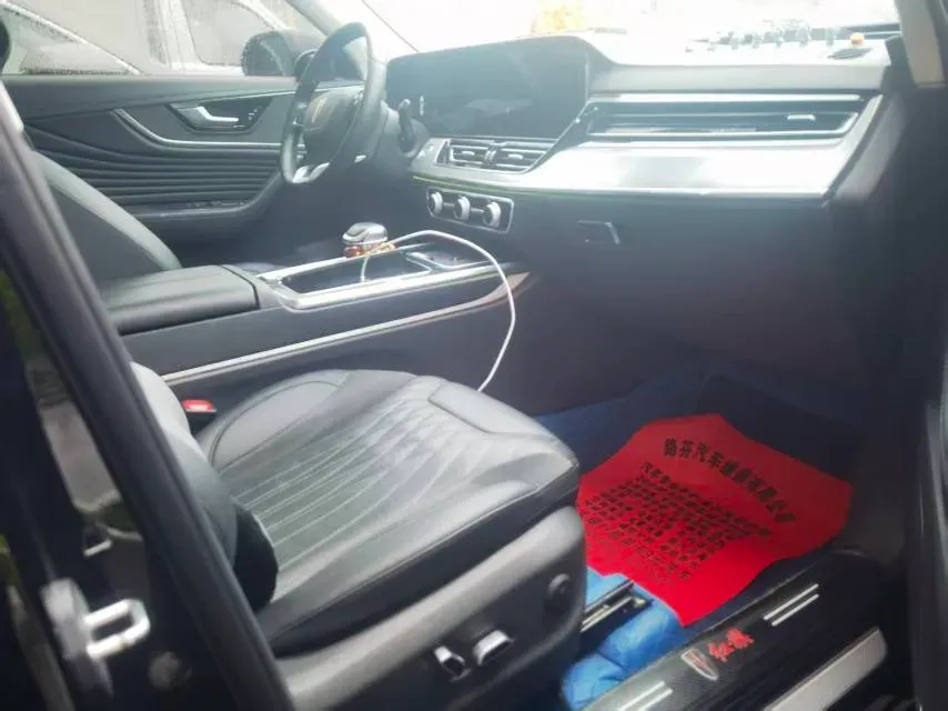 2023 HongQi HS5 2.0T 252HP L4 8AT,autocango,china used car exporter,china ev exporter,chinese used car exporter,chinese used ev exporter