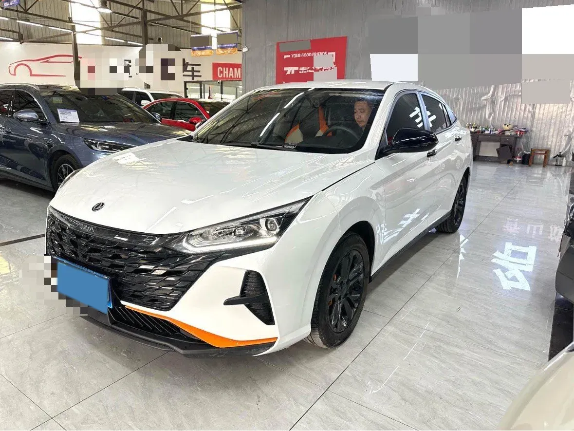 2024 DongFeng Aeolus YiXuan 1.5L 125HP L4 6DCT,autocango,china used car exporter,china ev exporter,chinese used car exporter,chinese used ev exporter