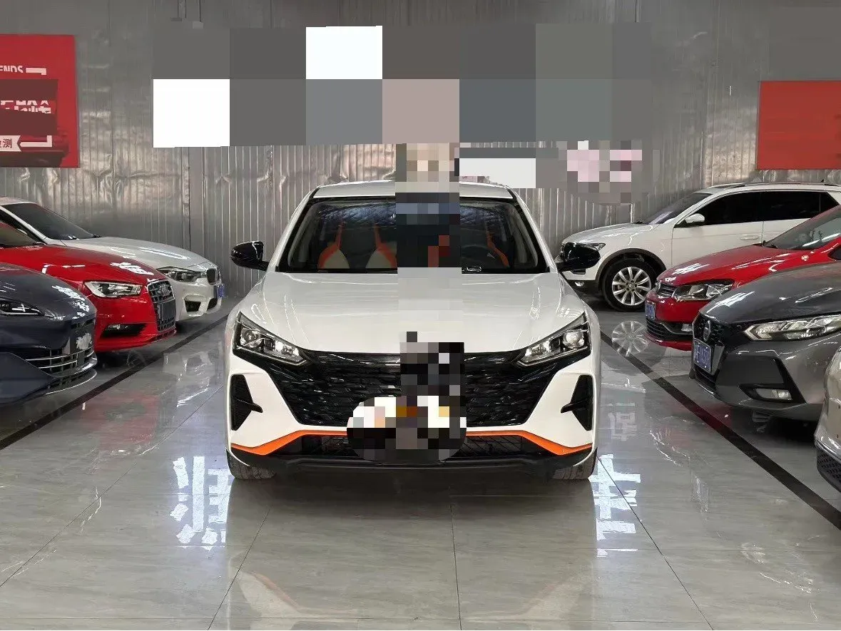 2024 DongFeng Aeolus YiXuan 1.5L 125HP L4 6DCT,autocango,china used car exporter,china ev exporter,chinese used car exporter,chinese used ev exporter