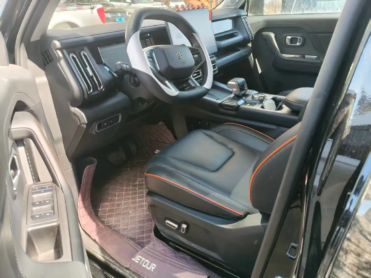 2025 Jetour Traveller 1.5T 184HP L4 7DCT,autocango,china used car exporter,china ev exporter,chinese used car exporter,chinese used ev exporter