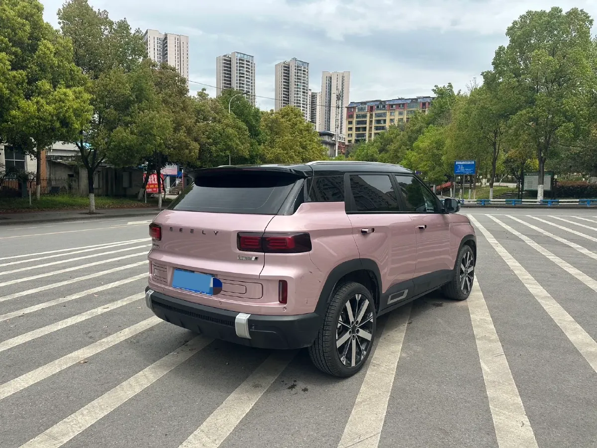 2023 Geely ICON 1.5T 181HP L4 7DCT,autocango,china used car exporter,china ev exporter,chinese used car exporter,chinese used ev exporter