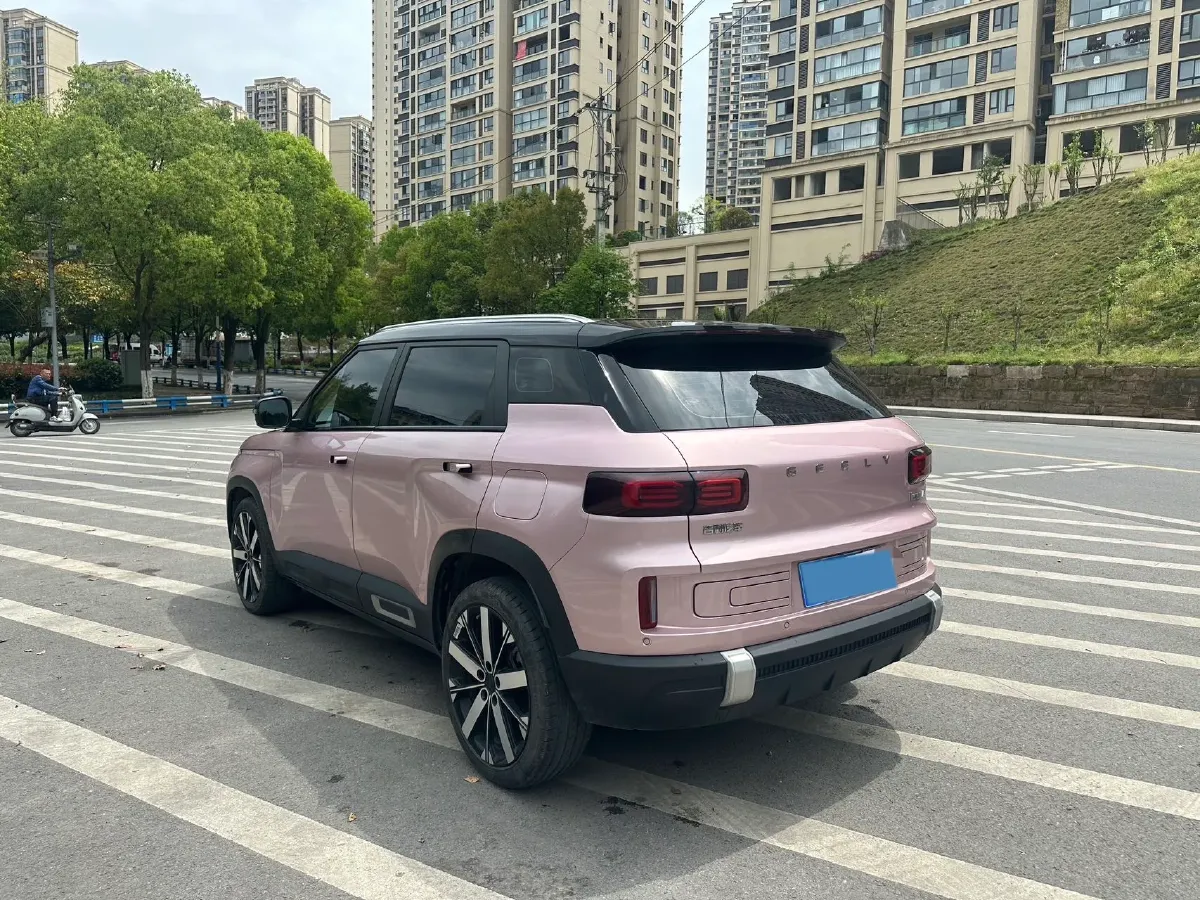 2023 Geely ICON 1.5T 181HP L4 7DCT,autocango,china used car exporter,china ev exporter,chinese used car exporter,chinese used ev exporter