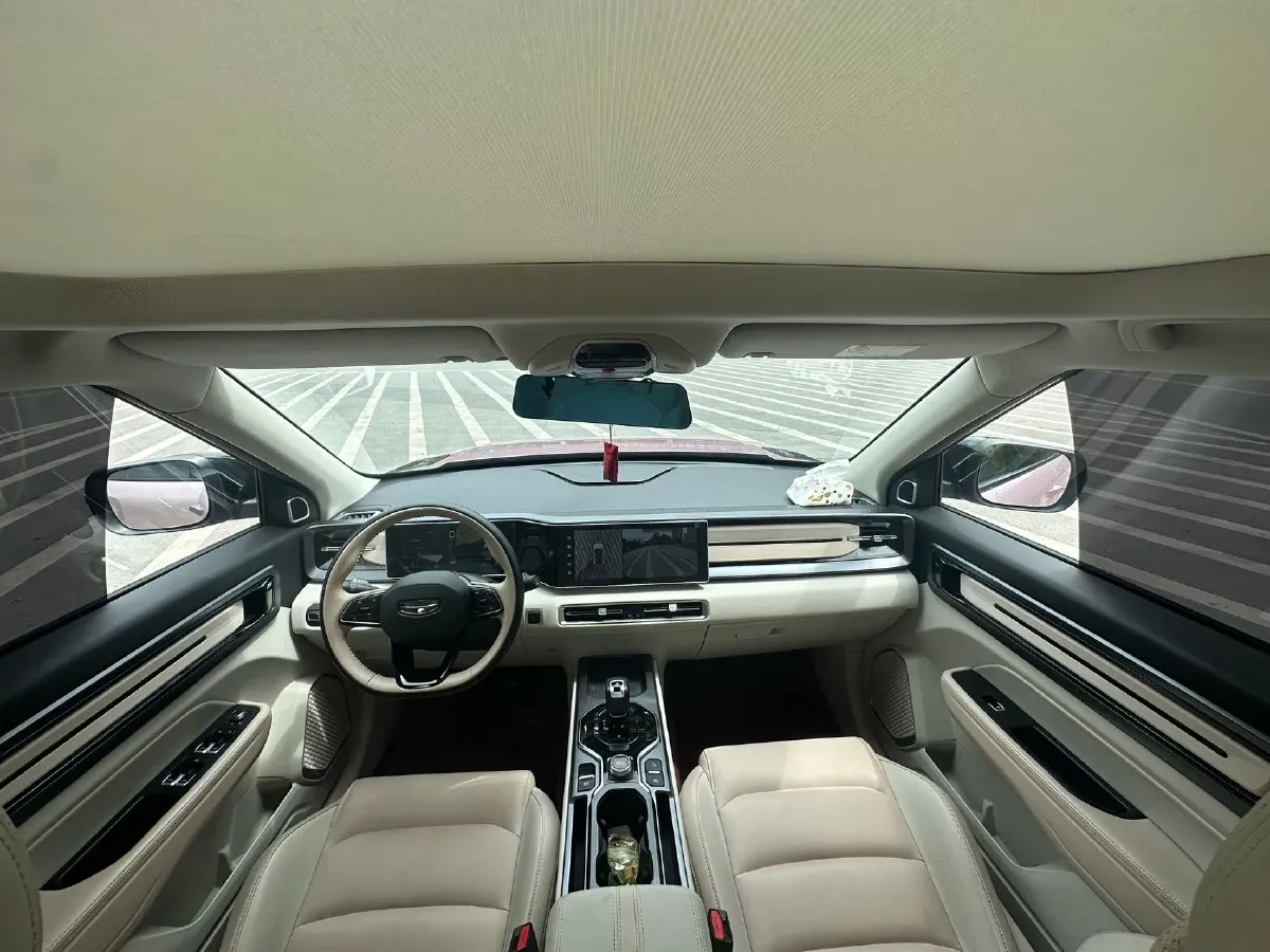 2023 Geely ICON 1.5T 181HP L4 7DCT,autocango,china used car exporter,china ev exporter,chinese used car exporter,chinese used ev exporter