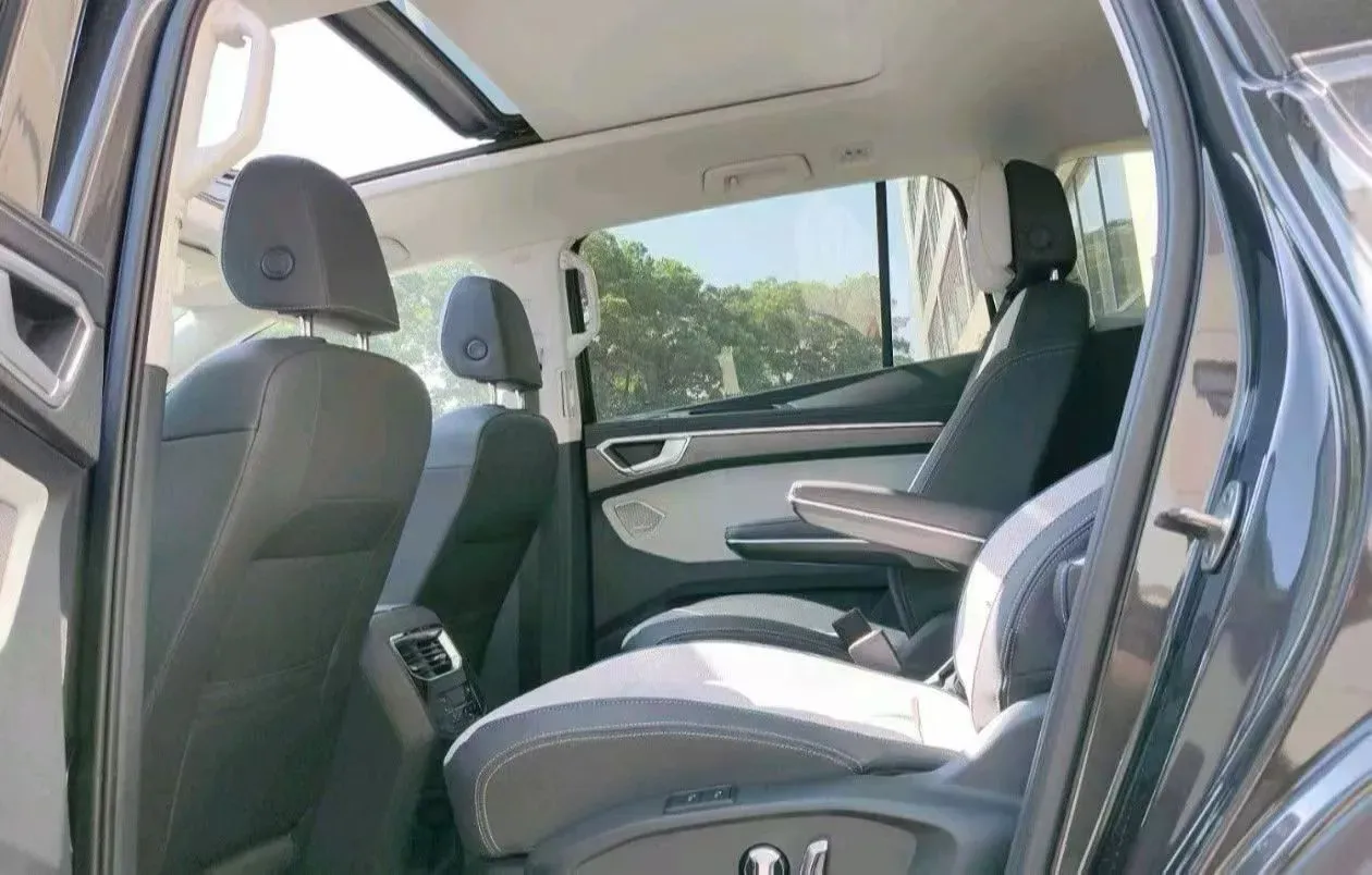 2026 Volkswagen Talagon 2.0T 272HP L4 7DCT,autocango,china used car exporter,china ev exporter,chinese used car exporter,chinese used ev exporter