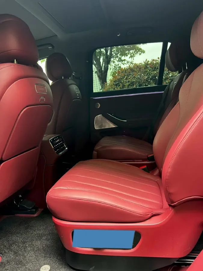 2026 AITO AITO M7 REEV 160HP REEV,autocango,china used car exporter,china ev exporter,chinese used car exporter,chinese used ev exporter