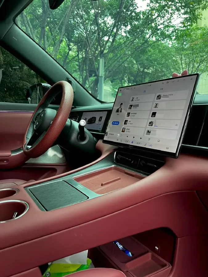 2026 AITO AITO M7 REEV 160HP REEV,autocango,china used car exporter,china ev exporter,chinese used car exporter,chinese used ev exporter